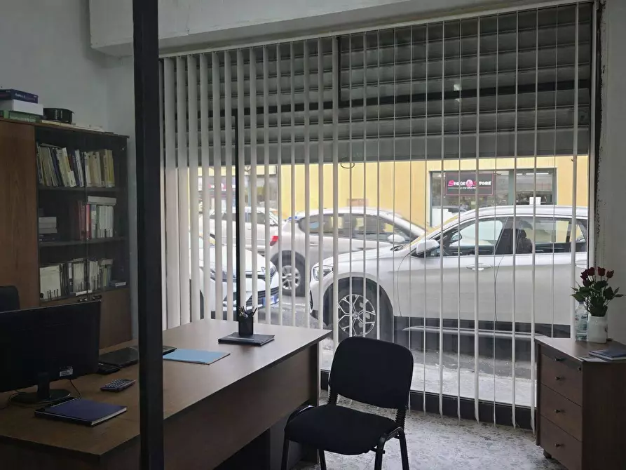 Immagine 2 di Ufficio in vendita  a Sassuolo