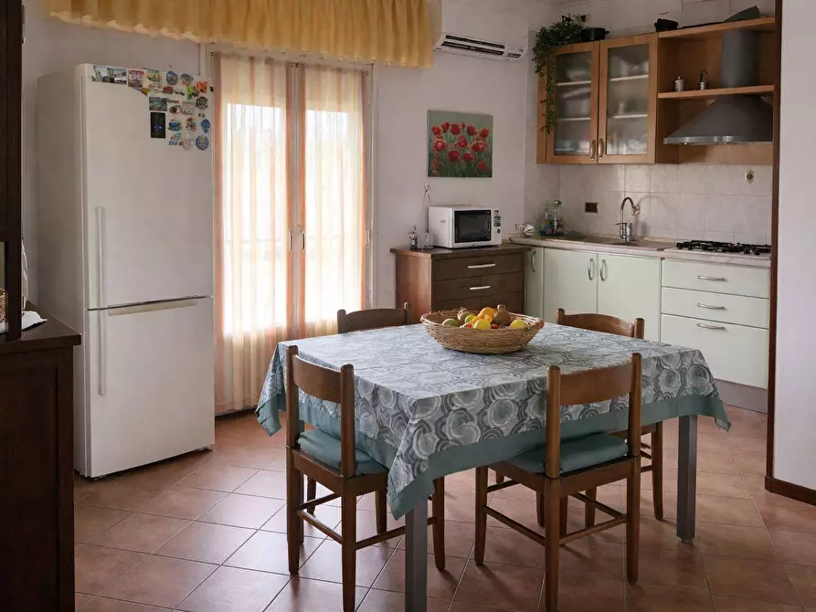 Immagine 5 di Appartamento in vendita  a Sassuolo