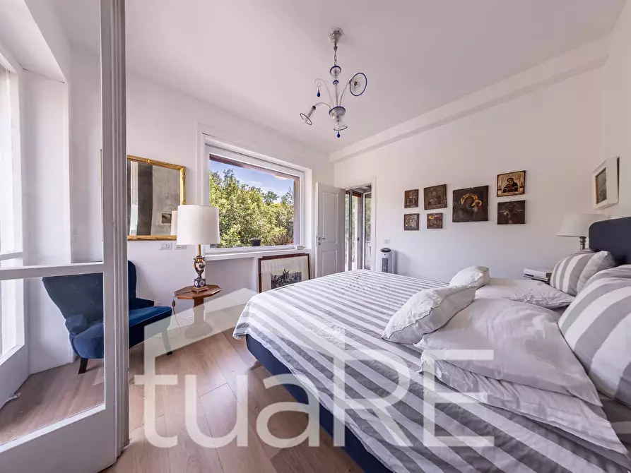 Immagine 3 di Appartamento in vendita  in Piazzale Delle Medaglie D'oro a Roma