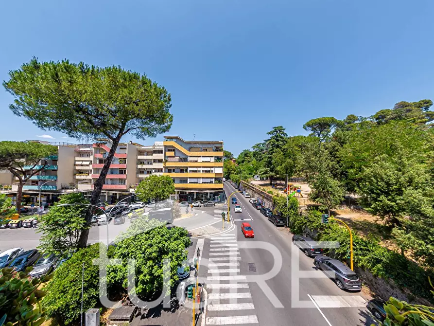 Immagine 25 di Appartamento in vendita  in Piazzale Delle Medaglie D'oro a Roma