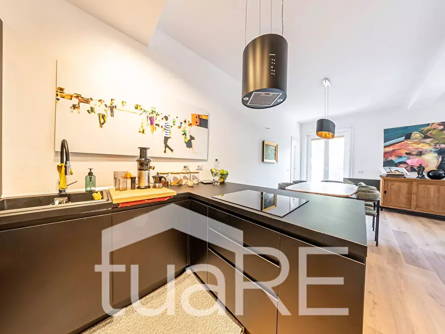 Immagine 32 di Appartamento in vendita  in Piazzale Delle Medaglie D'oro a Roma