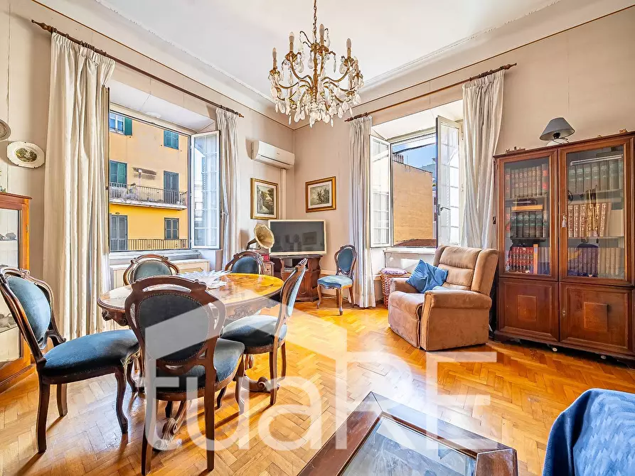 Immagine 3 di Appartamento in vendita  in Via Degli Scipioni a Roma