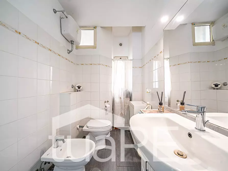 Immagine 14 di Appartamento in vendita  in Via Degli Scipioni a Roma