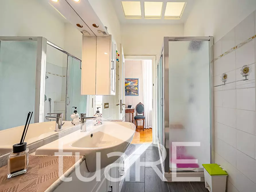 Immagine 15 di Appartamento in vendita  in Via Degli Scipioni a Roma