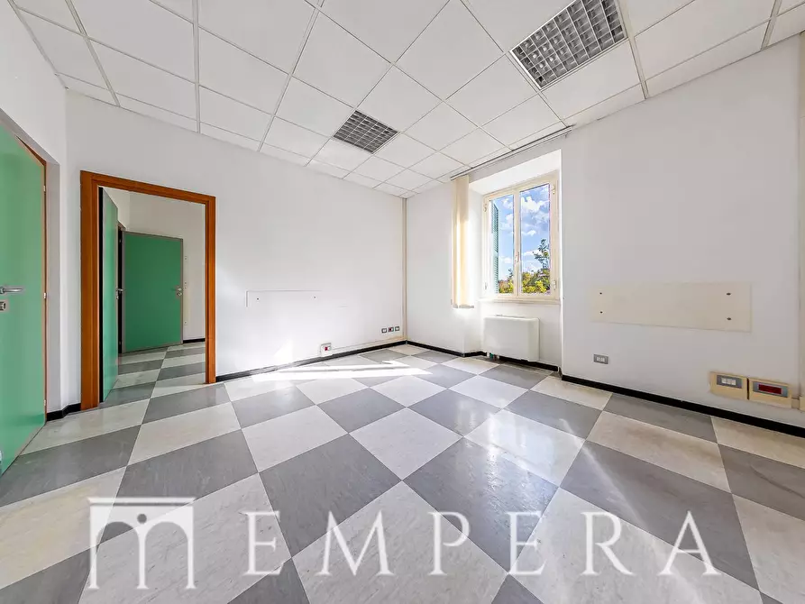 Immagine 19 di Palazzo in vendita  in Via Trionfale a Roma