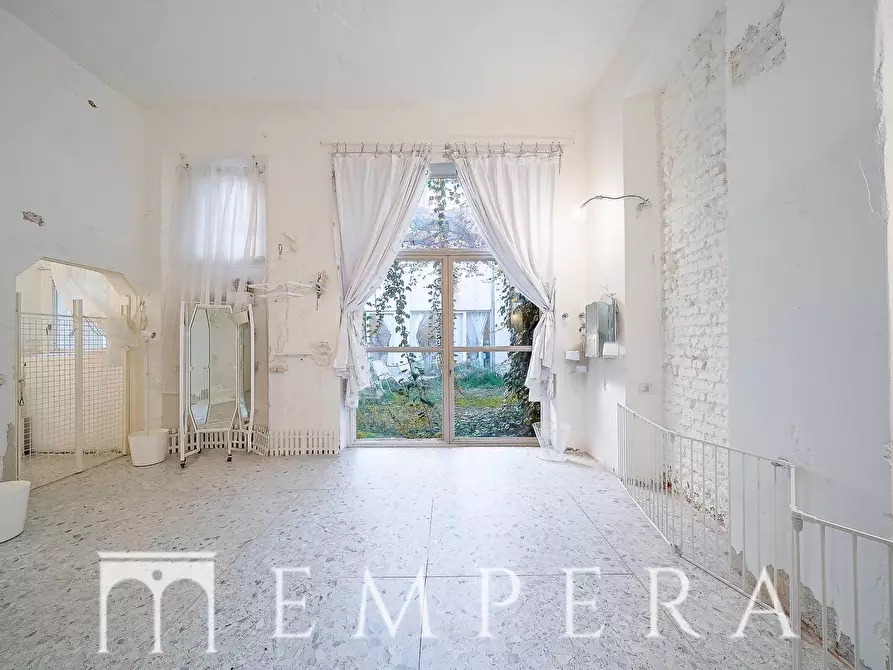 Immagine 13 di Appartamento in vendita  in Corso Ventidue Marzo a Milano