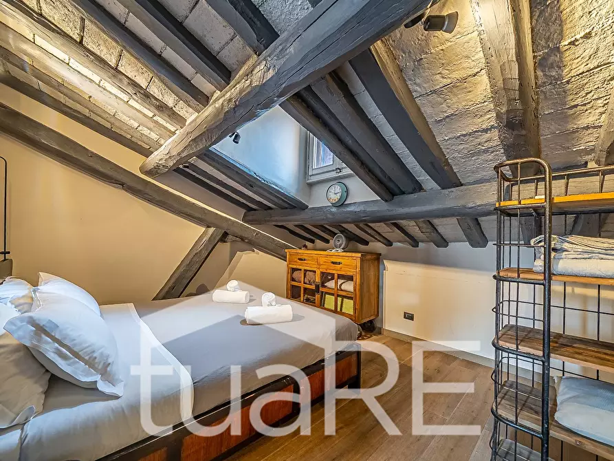 Immagine 5 di Appartamento in vendita  in Via In Publicolis a Roma