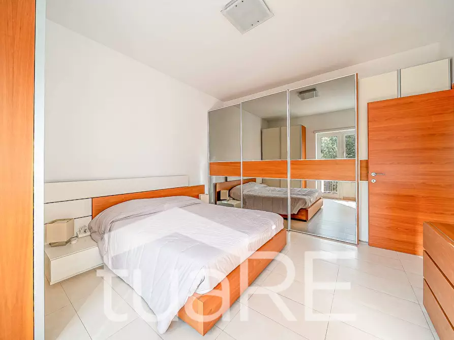 Immagine 5 di Appartamento in vendita  in Via Carlo Conti Rossini a Roma