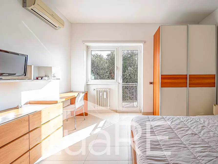 Immagine 6 di Appartamento in vendita  in Via Carlo Conti Rossini a Roma