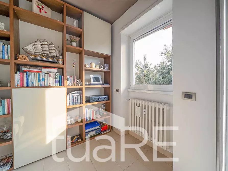 Immagine 8 di Appartamento in vendita  in Via Carlo Conti Rossini a Roma