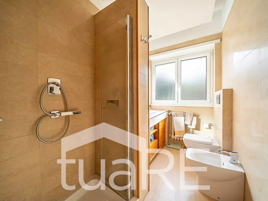 Immagine 18 di Appartamento in vendita  in Via Carlo Conti Rossini a Roma