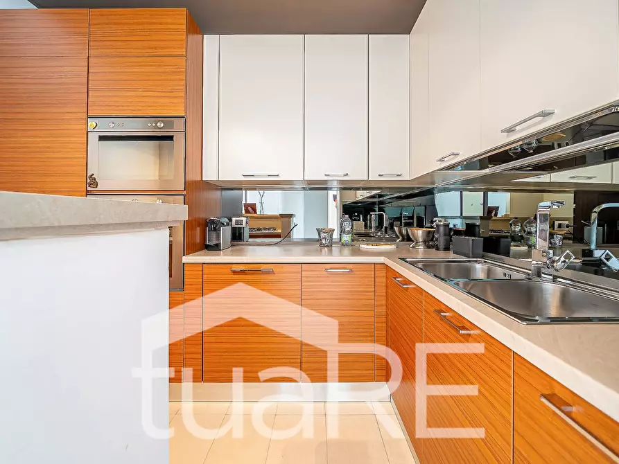 Immagine 21 di Appartamento in vendita  in Via Carlo Conti Rossini a Roma