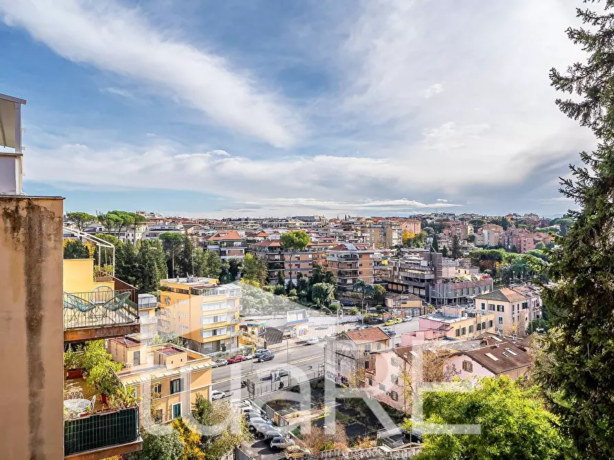 Immagine 8 di Appartamento in vendita  in Via Francesco Mengotti a Roma
