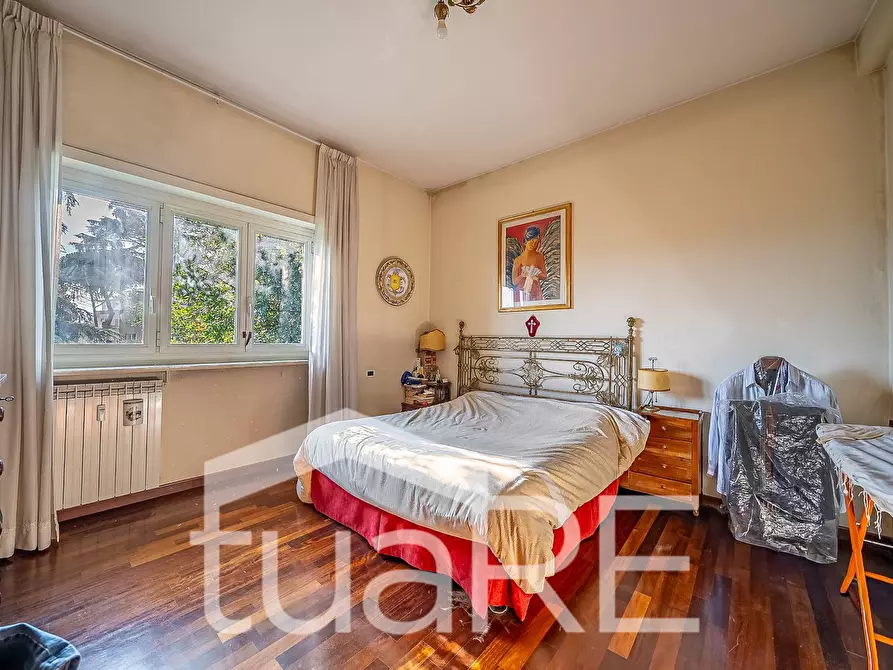 Immagine 9 di Appartamento in vendita  in Via Francesco Mengotti a Roma