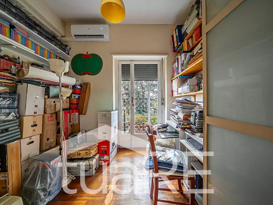 Immagine 13 di Appartamento in vendita  in Via Francesco Mengotti a Roma