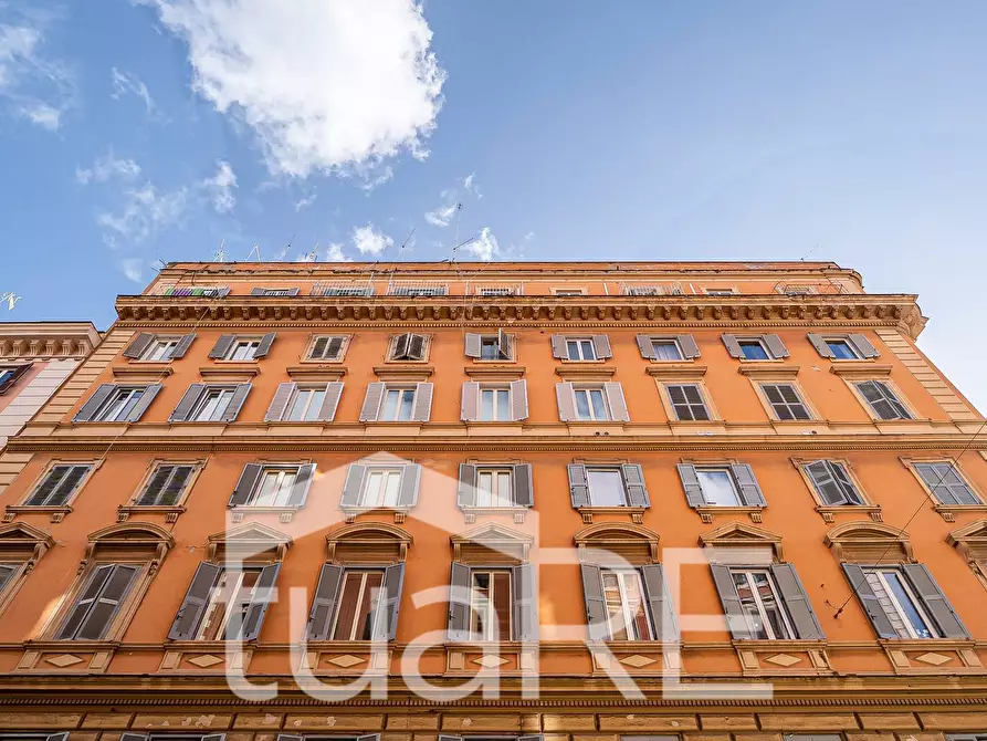 Immagine 14 di Appartamento in vendita  in Corso D' Italia a Roma