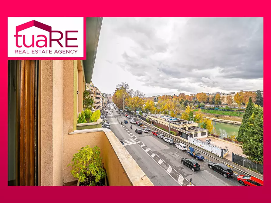 Immagine 1 di Appartamento in vendita  in Lungotevere Flaminio a Roma