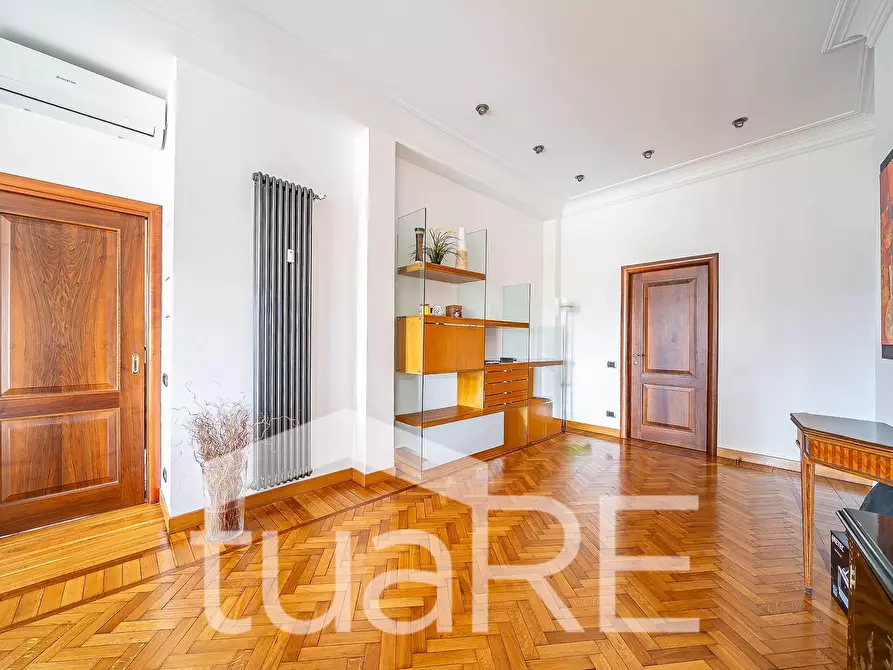 Immagine 6 di Appartamento in vendita  in Lungotevere Flaminio a Roma