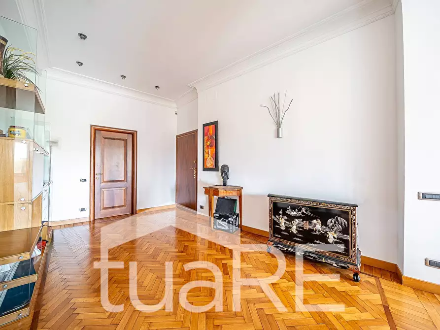 Immagine 7 di Appartamento in vendita  in Lungotevere Flaminio a Roma