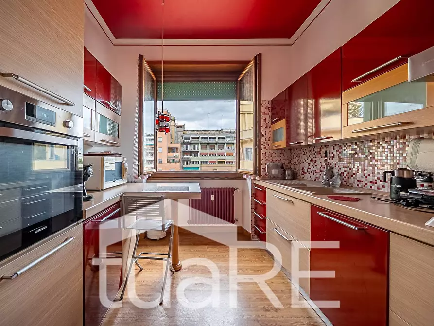 Immagine 21 di Appartamento in vendita  in Lungotevere Flaminio a Roma