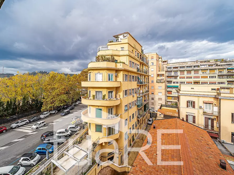 Immagine 24 di Appartamento in vendita  in Lungotevere Flaminio a Roma