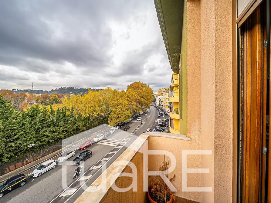 Immagine 29 di Appartamento in vendita  in Lungotevere Flaminio a Roma