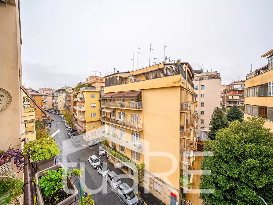 Immagine 6 di Appartamento in vendita  in Via Romeo Rodriguez Pereira a Roma