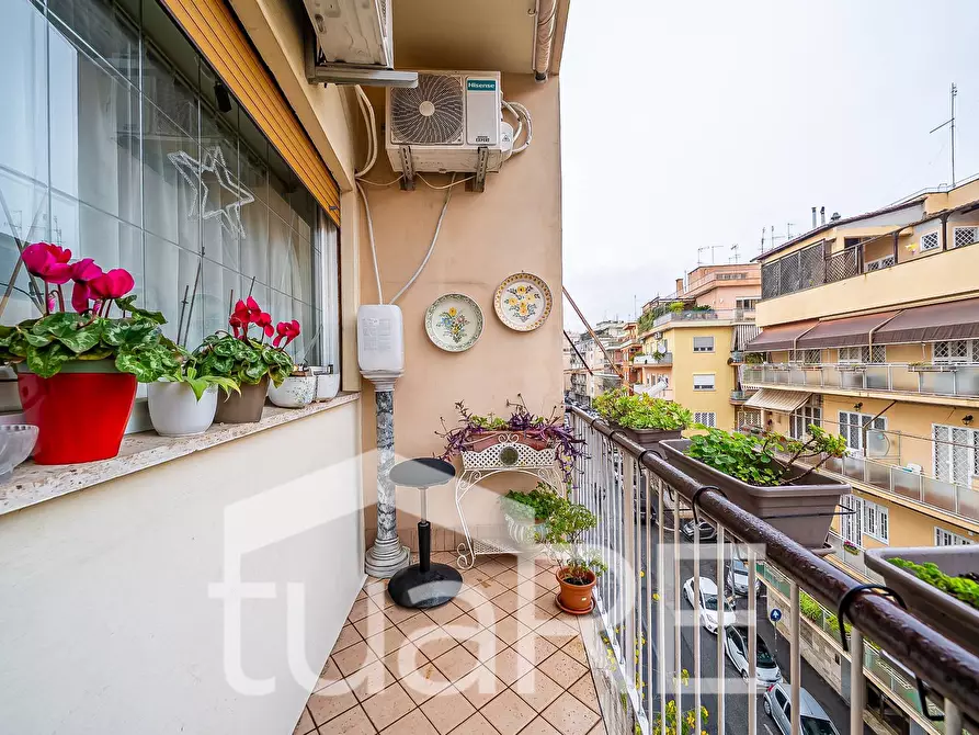 Immagine 7 di Appartamento in vendita  in Via Romeo Rodriguez Pereira a Roma