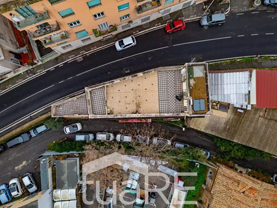 Immagine 27 di Box auto in vendita  in Via Di San Tommaso D'aquino a Roma