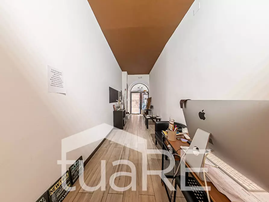 Immagine 24 di Negozio in vendita  in Vicolo Dei Modelli a Roma