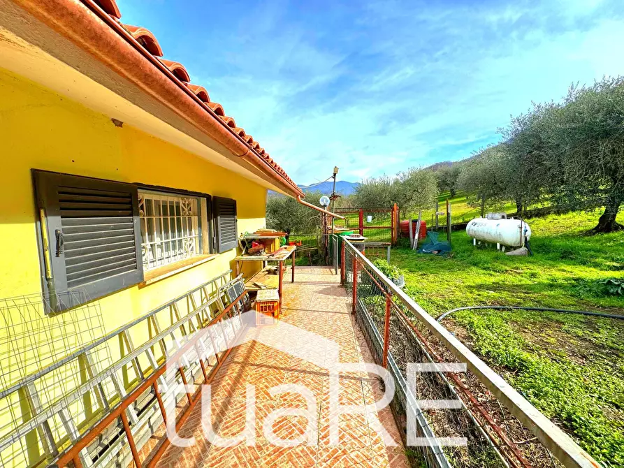 Immagine 29 di Villa in vendita  in via di valle caprara a Castel Madama