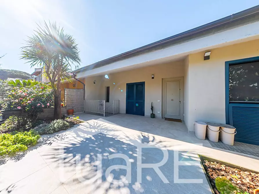 Immagine 23 di Villa in vendita  in Largo Dell' Olgiata a Roma