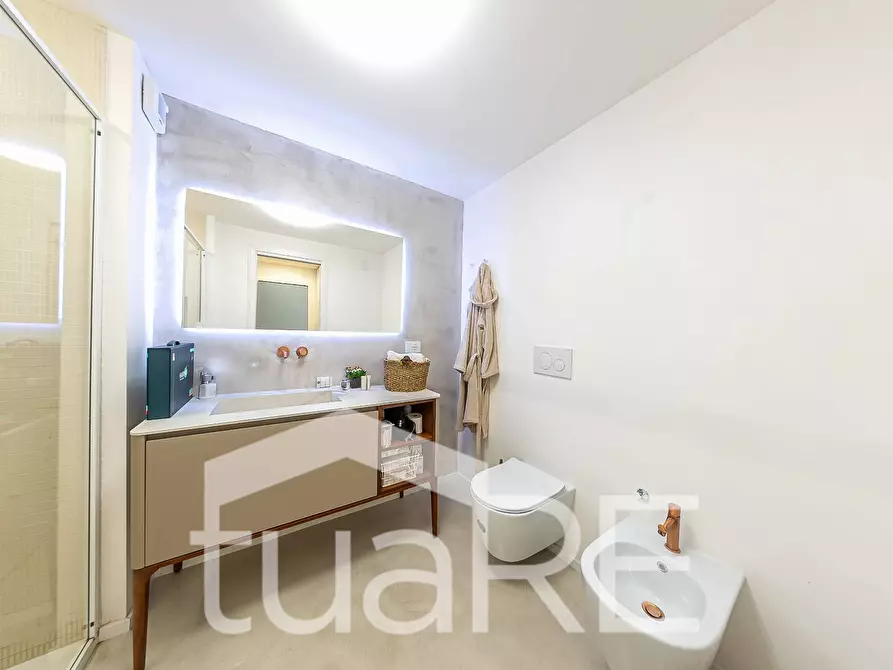 Immagine 31 di Villa in vendita  in Largo Dell' Olgiata a Roma