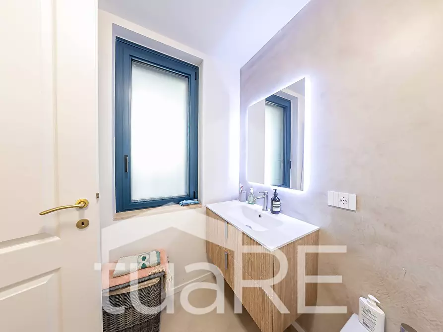 Immagine 33 di Villa in vendita  in Largo Dell' Olgiata a Roma