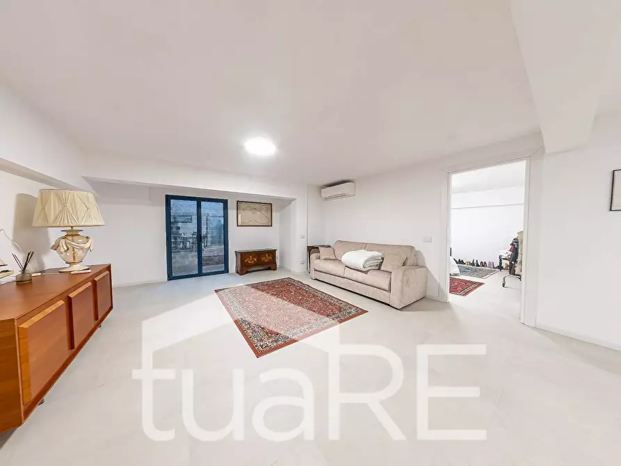 Immagine 37 di Villa in vendita  in Largo Dell' Olgiata a Roma