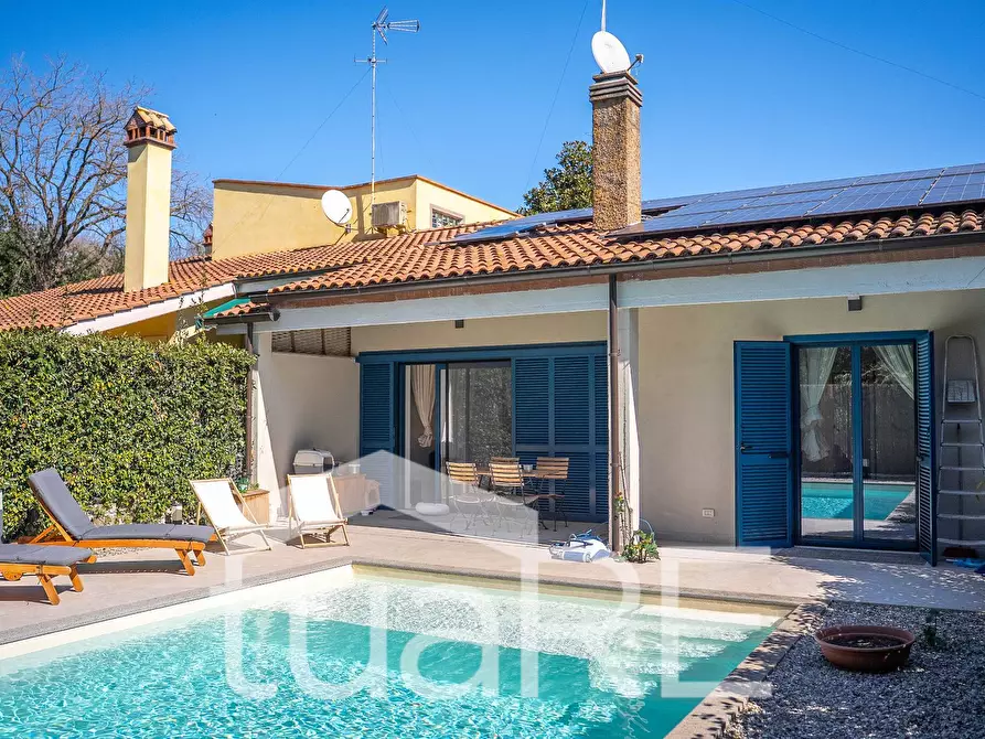 Immagine 42 di Villa in vendita  in Largo Dell' Olgiata a Roma