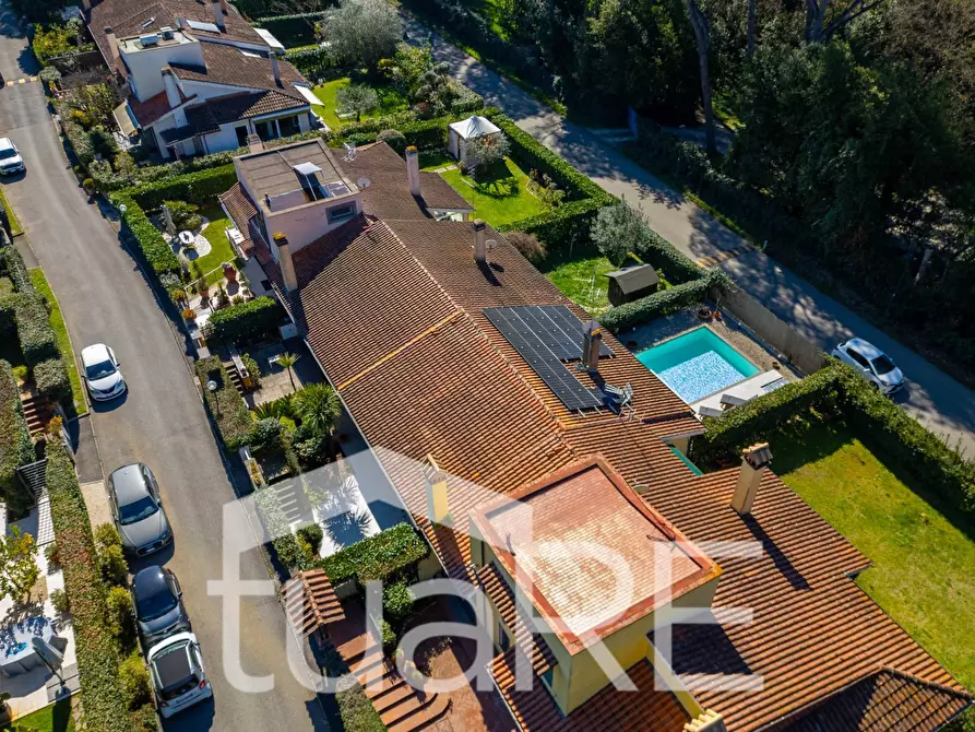 Immagine 46 di Villa in vendita  in Largo Dell' Olgiata a Roma