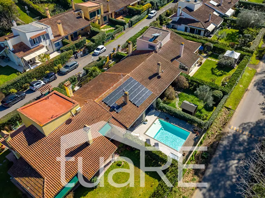 Immagine 49 di Villa in vendita  in Largo Dell' Olgiata a Roma