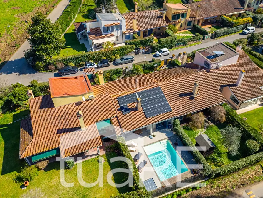 Immagine 51 di Villa in vendita  in Largo Dell' Olgiata a Roma