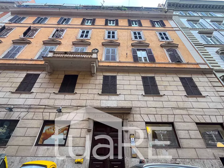 Immagine 26 di Appartamento in vendita  in Via Emilia a Roma