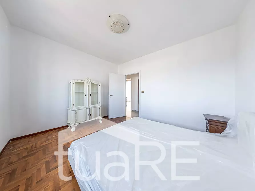 Immagine 26 di Attico in vendita  in Via Gregorio Ricci Curbastro a Roma