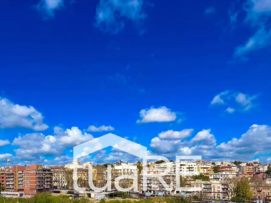 Immagine 33 di Attico in vendita  in Via Gregorio Ricci Curbastro a Roma