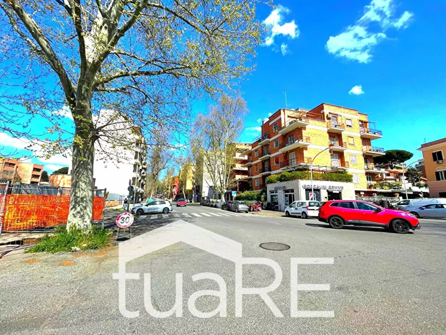 Immagine 23 di Appartamento in vendita  in Via Latina a Roma