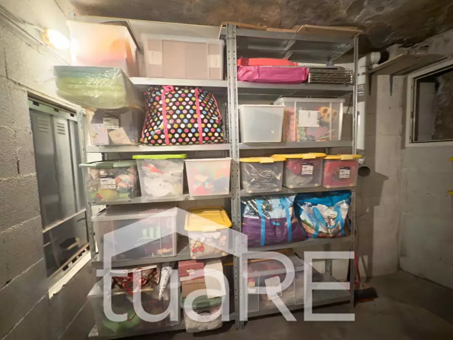 Immagine 14 di Magazzino in vendita  in Via Di San Francesco A Ripa a Roma