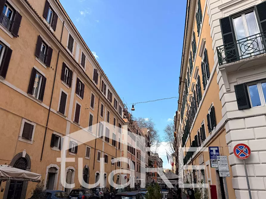 Immagine 19 di Magazzino in vendita  in Via Di San Francesco A Ripa a Roma