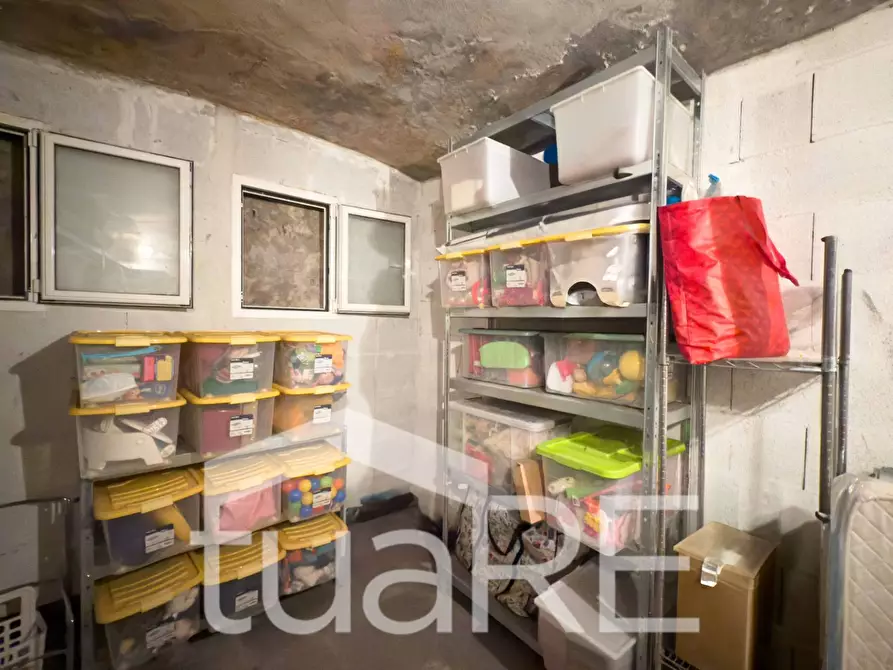 Immagine 13 di Magazzino in vendita  in Via Di San Francesco A Ripa a Roma