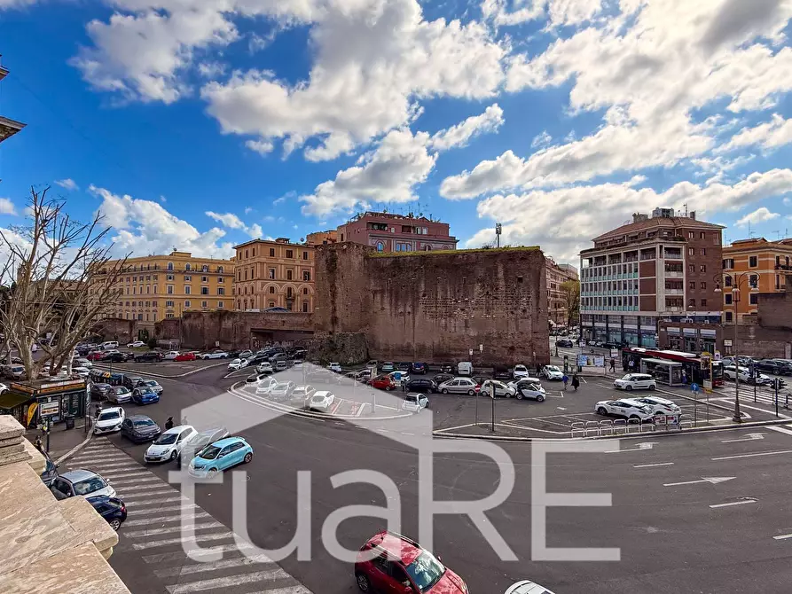 Immagine 12 di Appartamento in vendita  in Via Bergamo a Roma