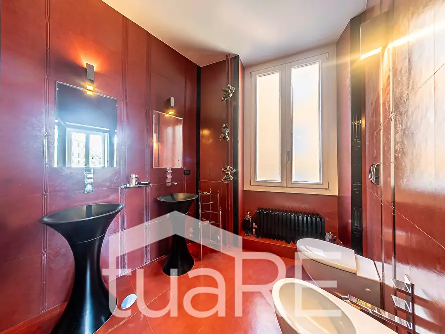 Immagine 16 di Appartamento in vendita  in Via Bergamo a Roma