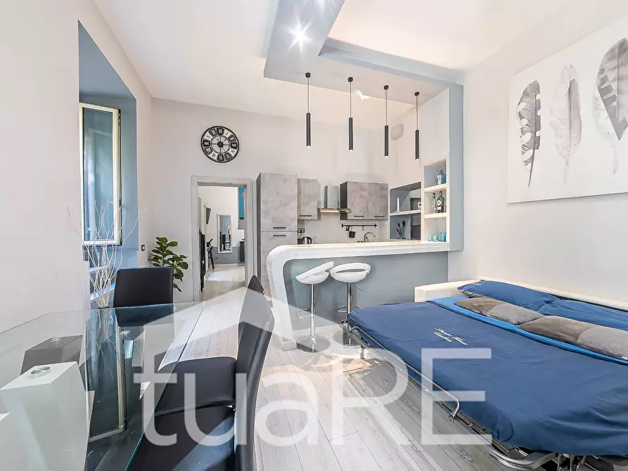 Immagine 3 di Appartamento in vendita  in Via Cunfida a Roma