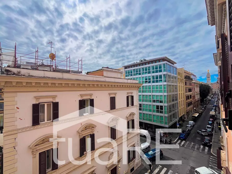 Immagine 6 di Appartamento in vendita  in Via Venti Settembre a Roma